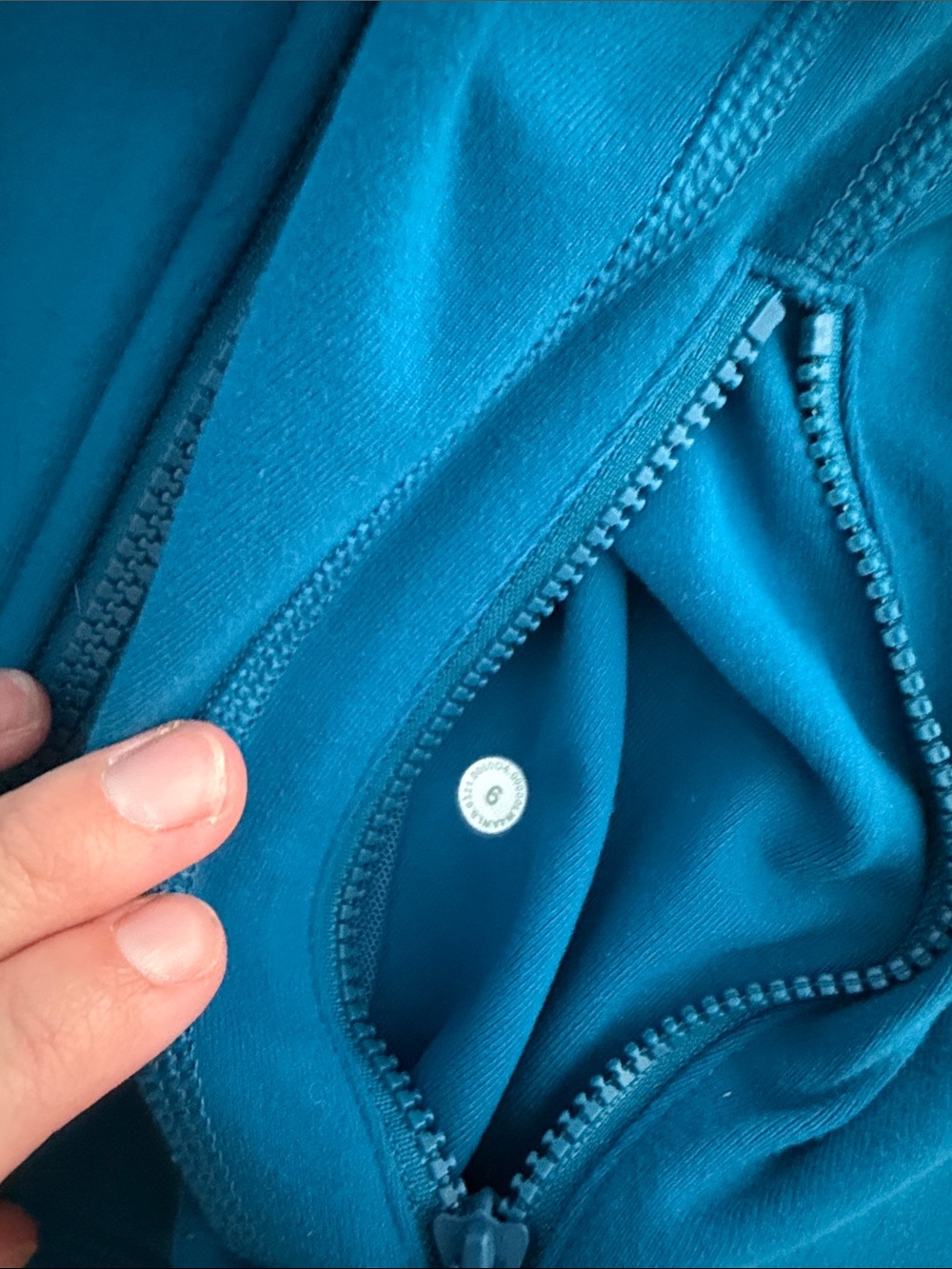 Lululemon Jacket - Picture 3 of 4